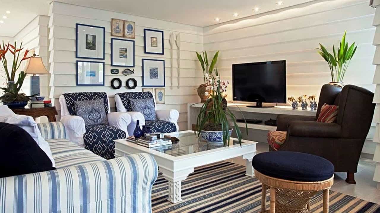 Colorful and Beautiful Beach Cottage Interiors